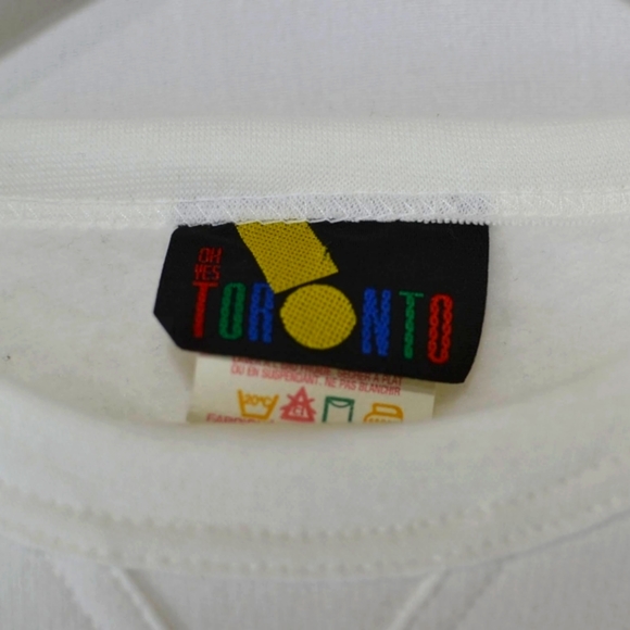 Like New Throwback OH YES TORONTO! White Crew Neck Sweater Made in Canada sz XL - Picture 6 of 7